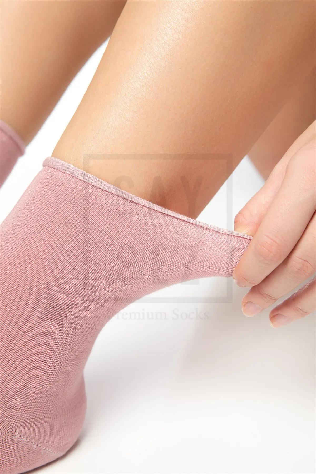 Bambu Kadın Lastiksiz Pembe Soket Dikişsiz Premium Çorap 3'lü Paket / İz Bırakmaz / Sıkmayan Çorap