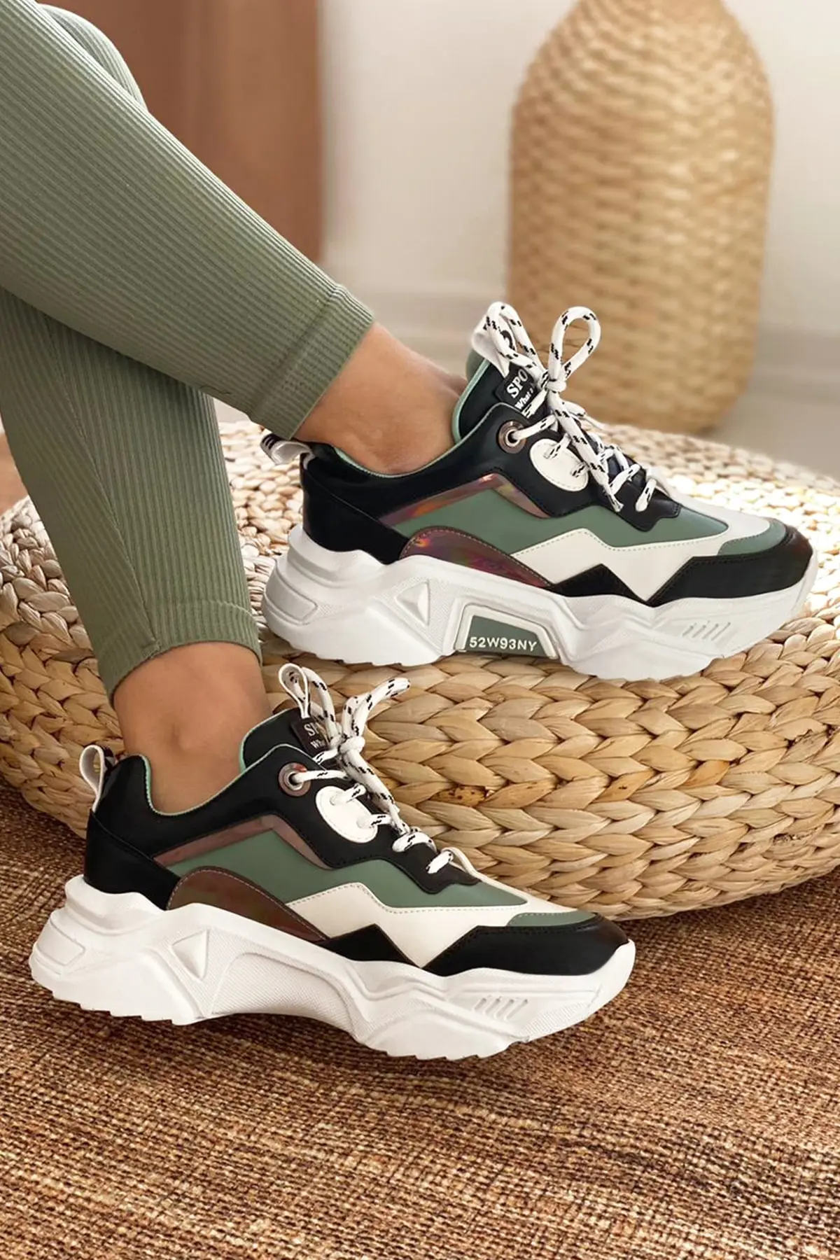 Dark Seer Kadın Siyah Beyaz Sneaker