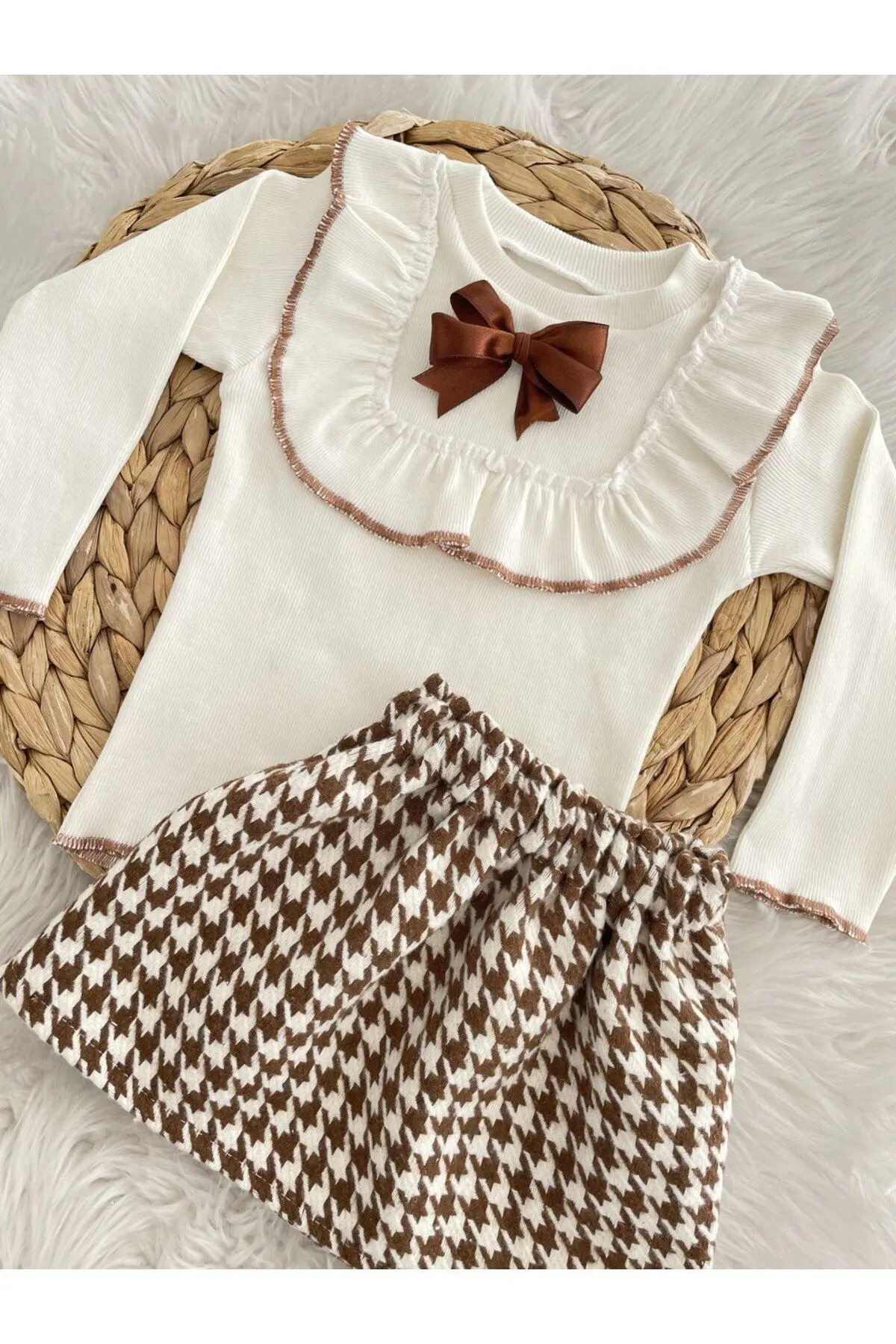 AKİF GİYİM KIZ ÇOCUK FİYONKLU KAZAYAĞI ETEK BADİ TAKIMI