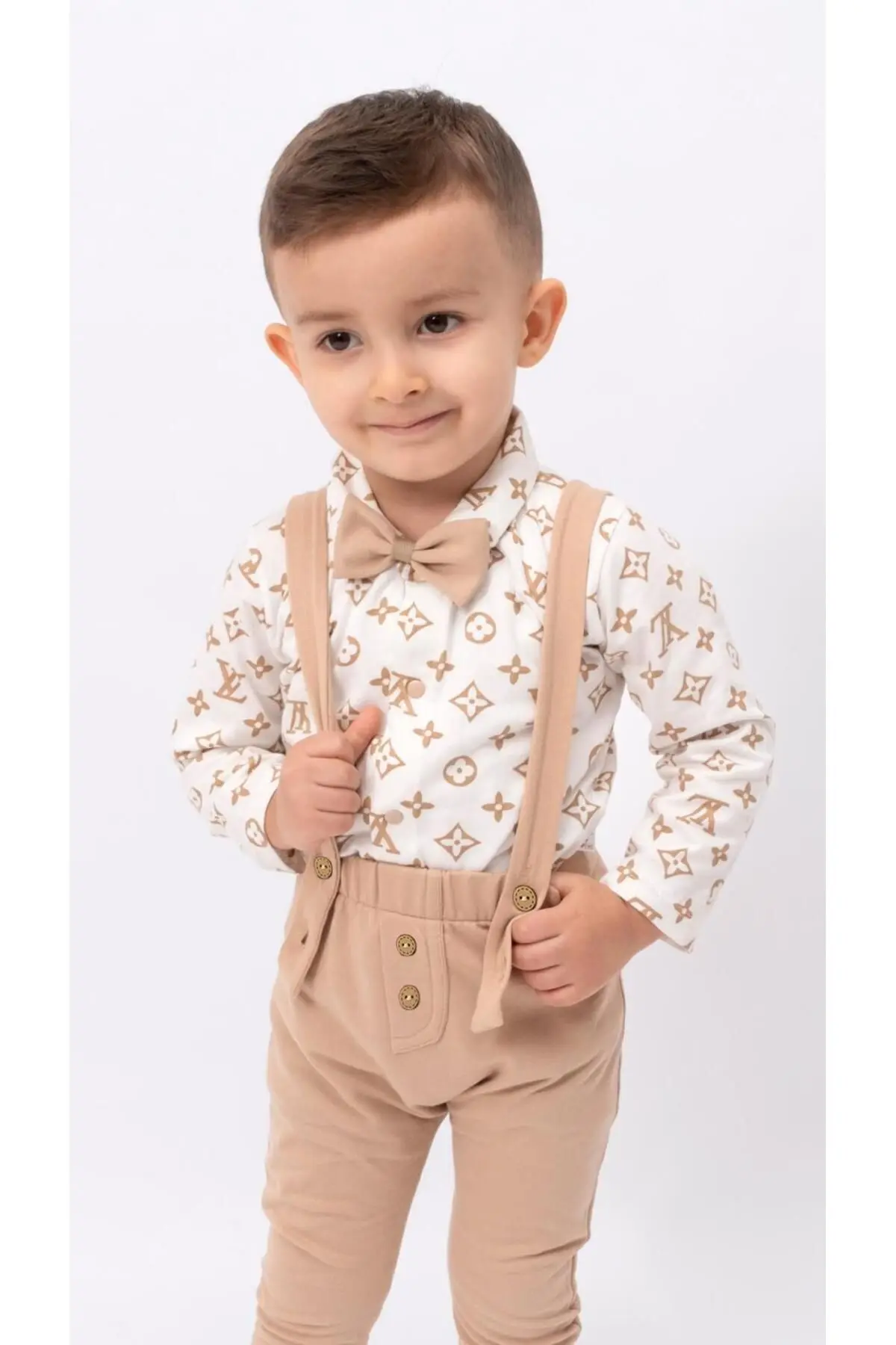 Ahşap düğmeli papyonlu erkek bebek slopet takım