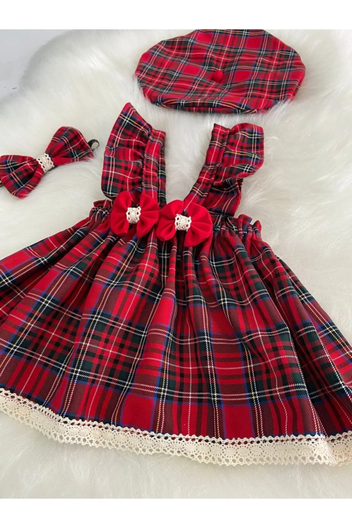 Kız Bebek Dantelli Kırmızı Ekose Elbise Bandana Şapka Set