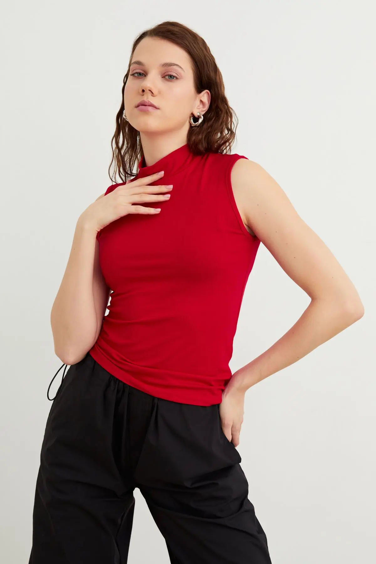 Kadın Siyah Beyaz Acı Kahve Kırmızı 4'lü Kolsuz Body