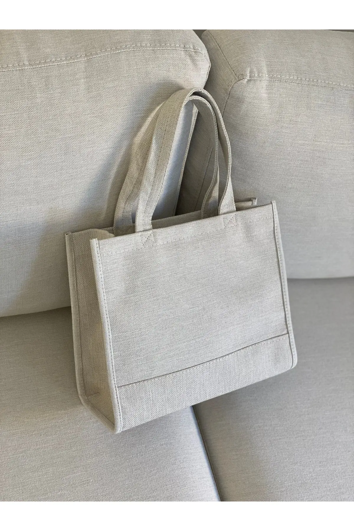 KANVAS KUMAŞ NAKIŞ DETAYLI BÜYÜK OMUZ ÇANTASI