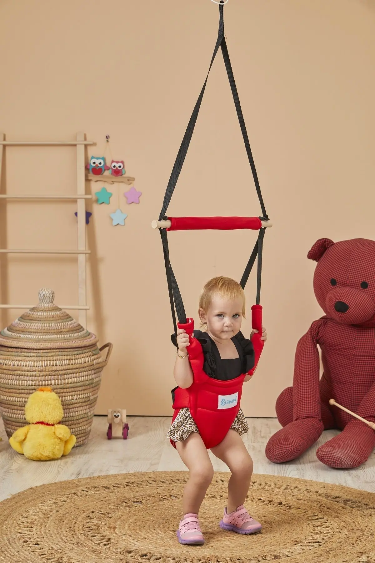 Svava Hoppala Zıpzıp Yüz Korumalı Kanguru, Yaylı Denge Bebek Yürüteci Doğal Ahşap Kırmızı