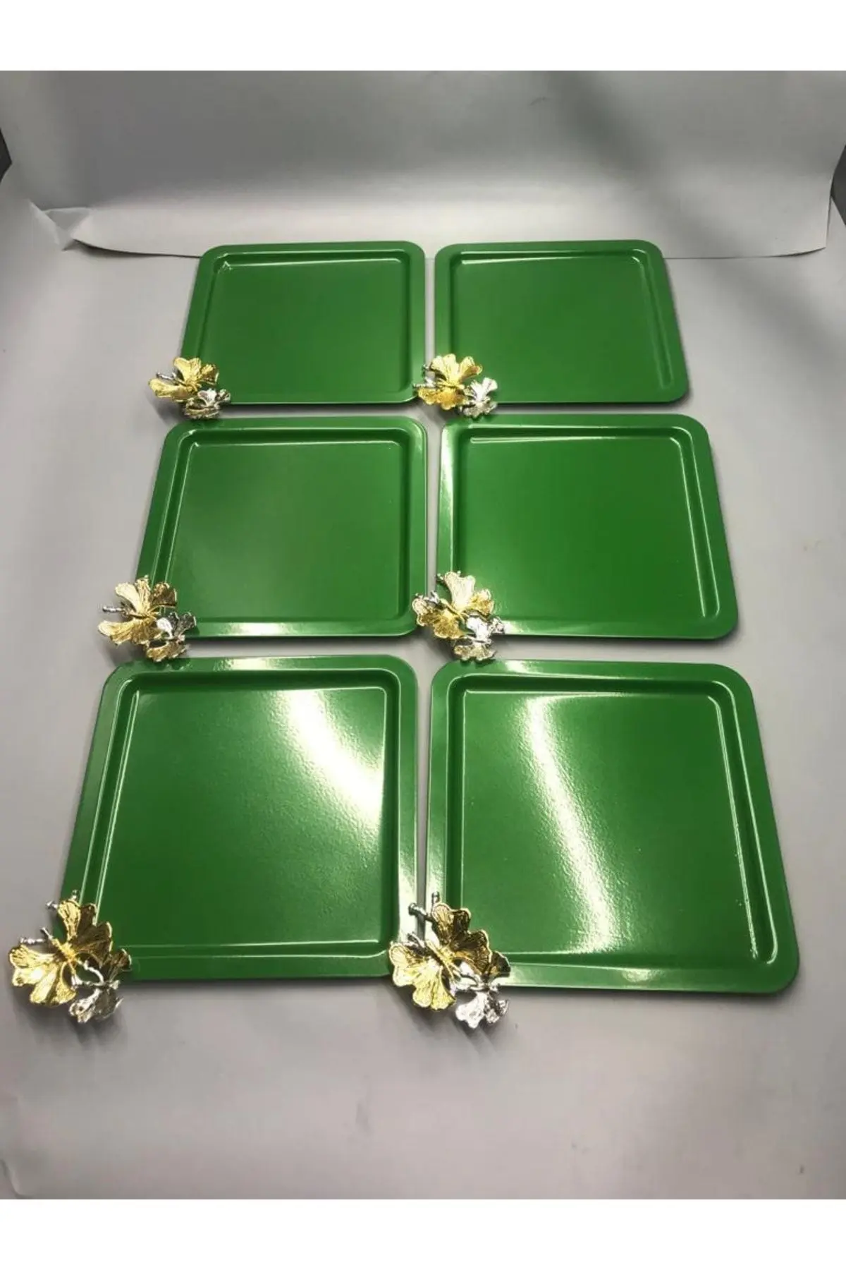 Mira züccaciye Lüx Kelebek Aksesuarlı Paslanmaz Çelik Kare 6’lı Yeşil Kahve, Çay, Dekoratif Sunum Servis Tepsisi