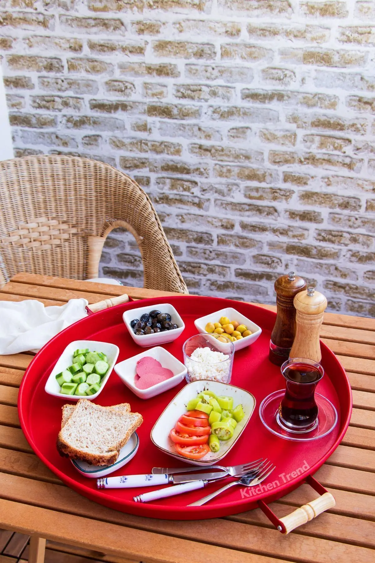 3 Lü Ahşap Kulplu Metal Tepsi Çay Tepsisi Kahve Tepsisi Sunum Tepsi Seti (KIRMIZI,SİYAH,BEYAZ)