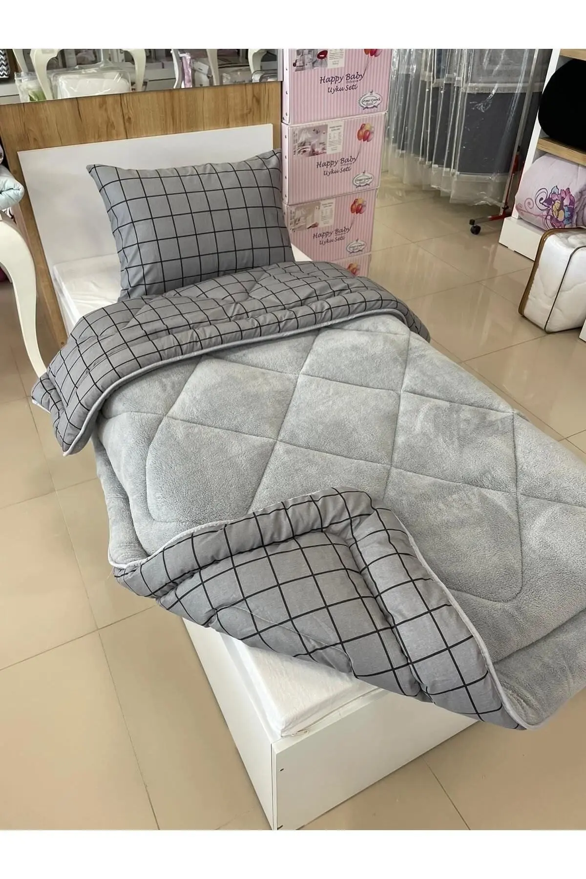 Violacasa Tek Kişilik Çift Taraflı Welsoft Yorgan Füme Kare