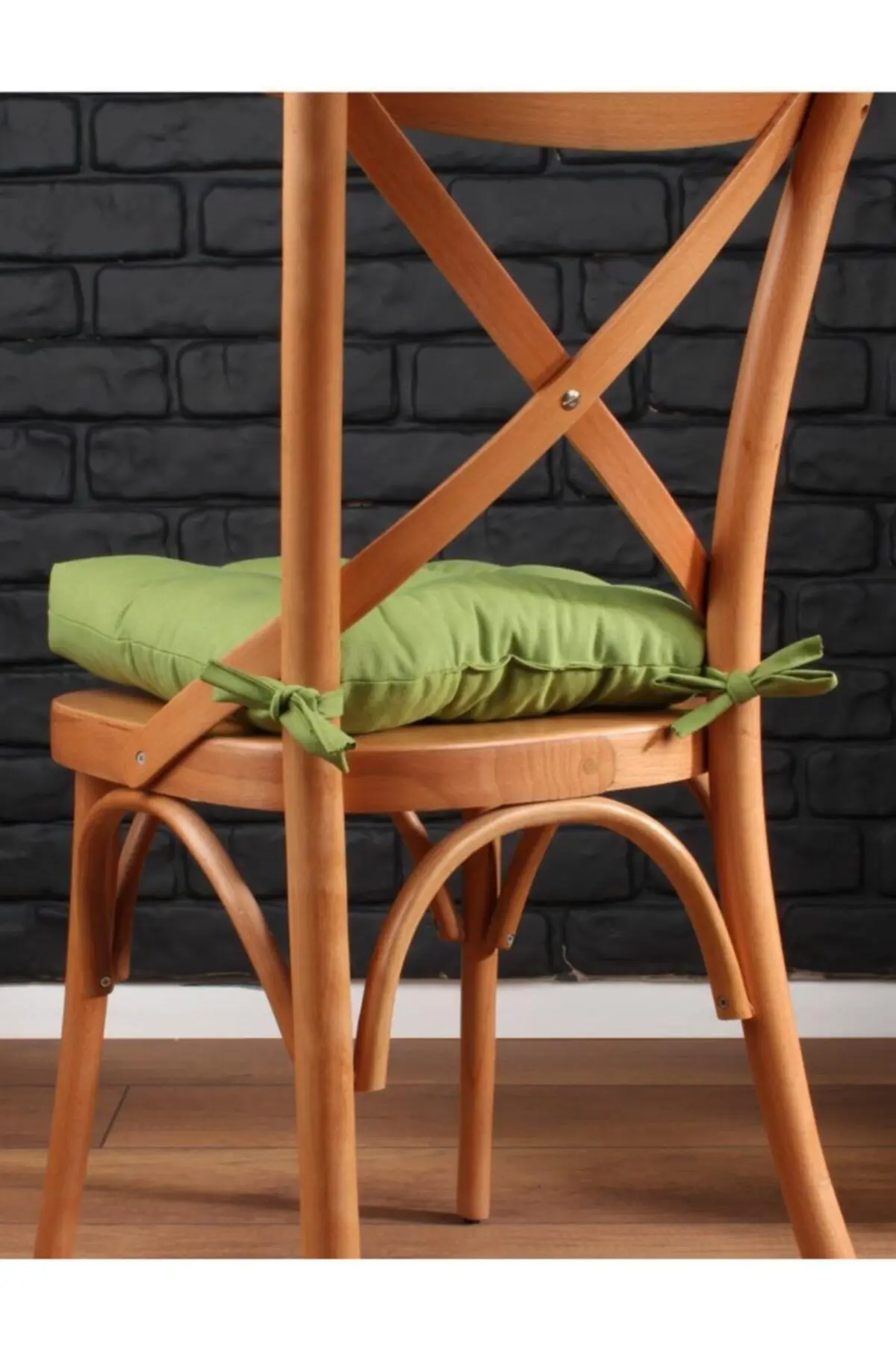 Gold Pofidik Yeşil Sandalye Minderi Özel Dikişli Bağcıklı 40x40cm