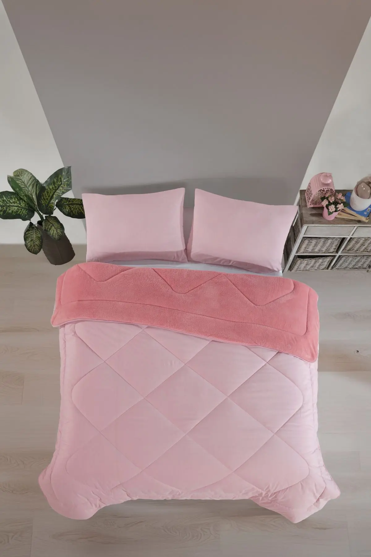 Çift Kişilik Lüx Pudra Wellsoft Yorgan Çift Taraflı 195 X 215