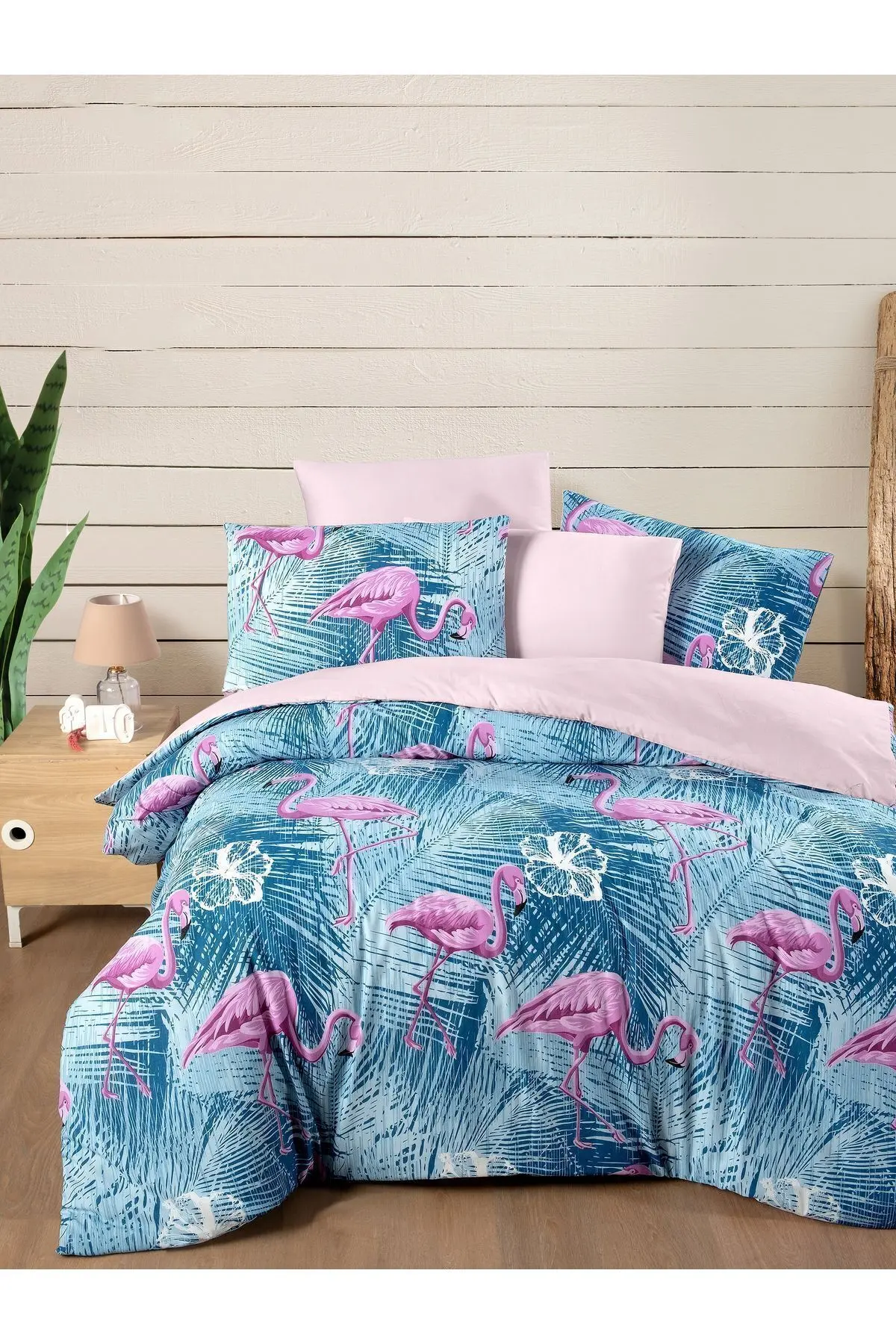 Lastikli Çarşaflı Çift Kişilik Nevresim Takımı Flamingo