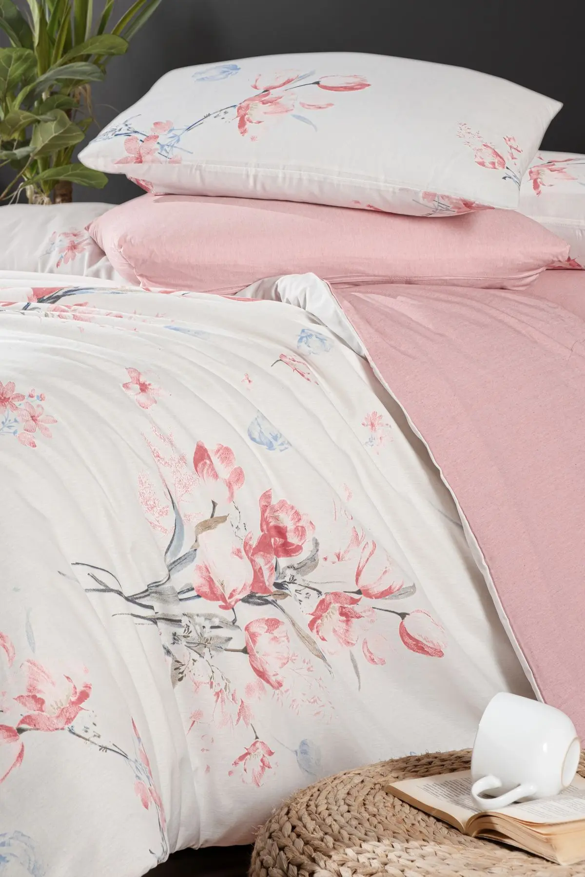 Lastikli Çarşaflı Çift Kişilik Nevresim Takımı  Papavera