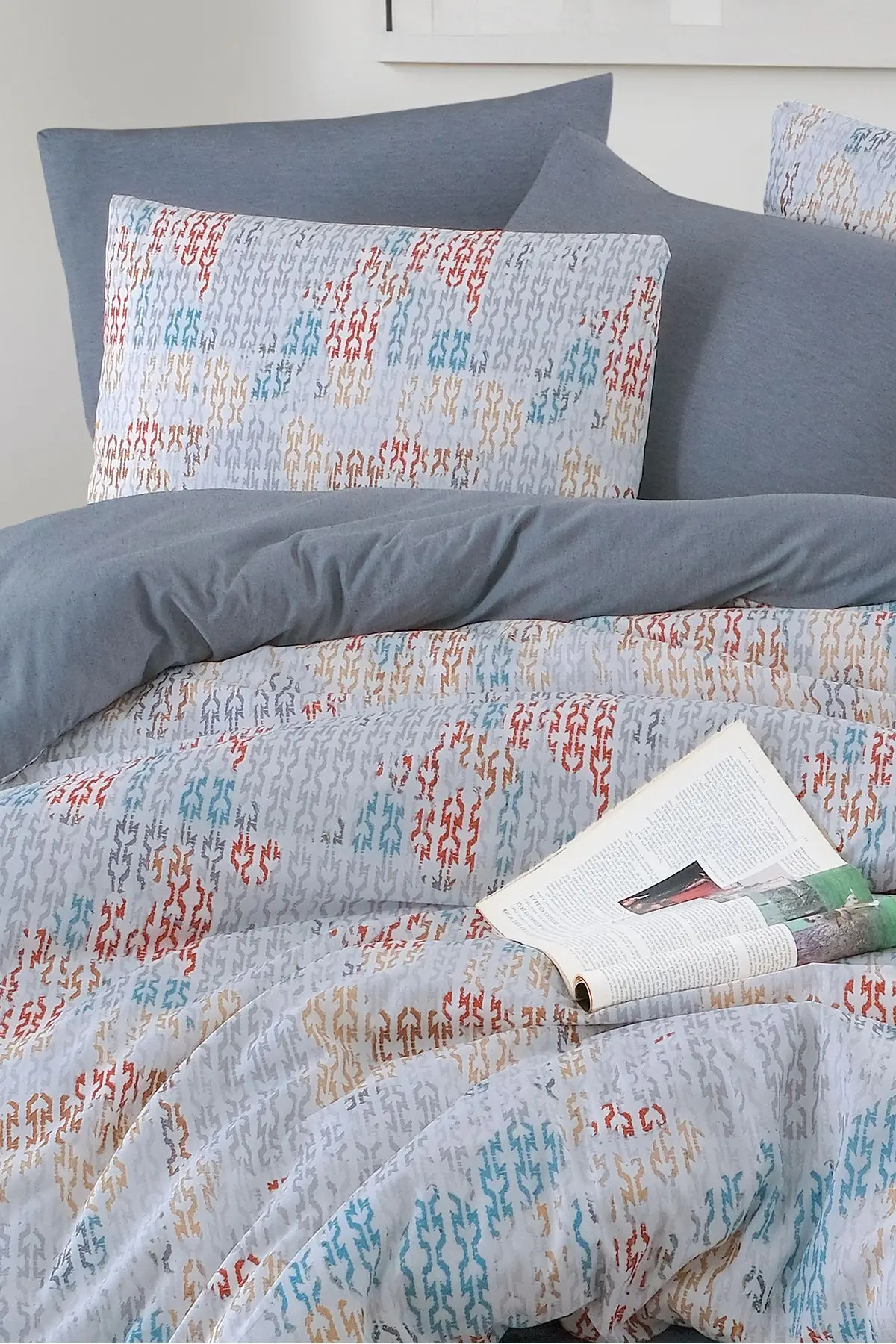 Lastikli Çarşaflı Çift Kişilik Nevresim Takımı Maps