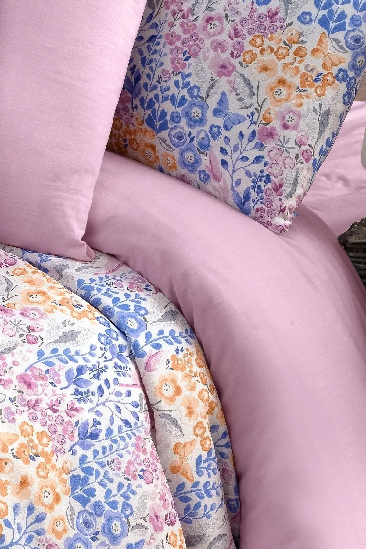 Lastikli Çarşaflı Çift Kişilik Nevresim Takımı Colore