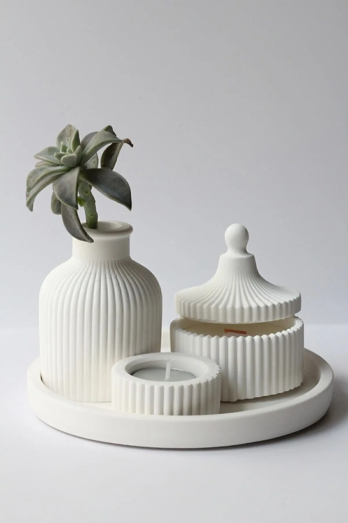 Beyaz Renk özel Tasarım Kokulu Mum Ve Vazo Aksesuar Seti (TEALİGHT HARİCTİR)