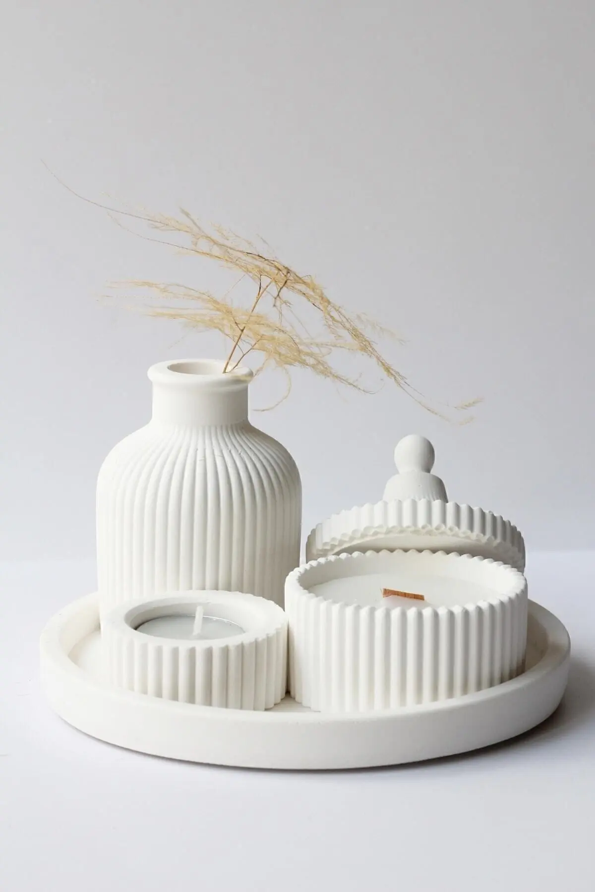 Beyaz Renk özel Tasarım Kokulu Mum Ve Vazo Aksesuar Seti (TEALİGHT HARİCTİR)