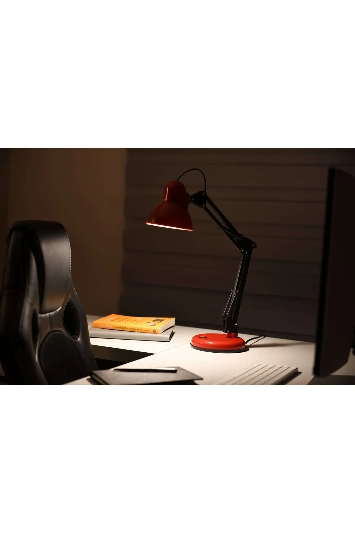 Akrobat Masa Lambası (kırmızı)