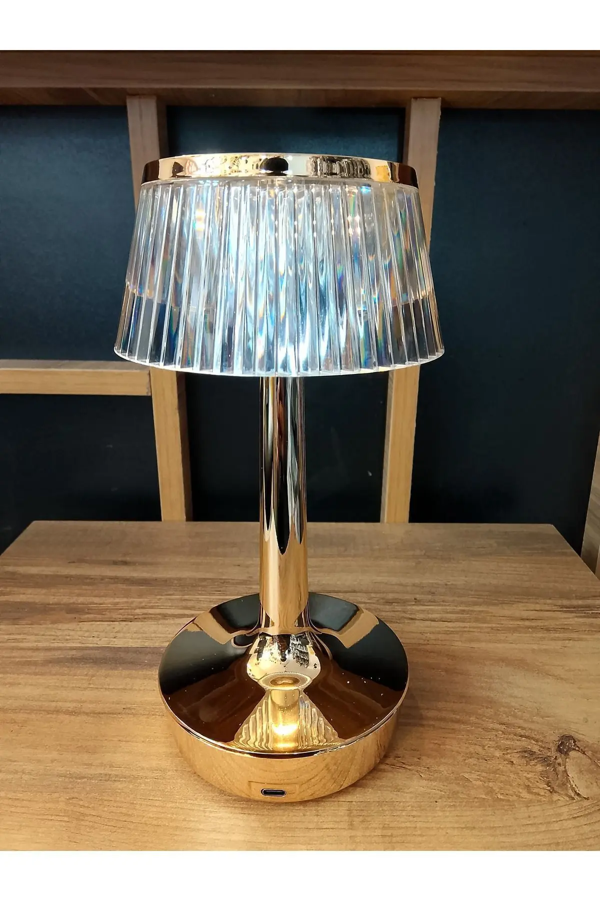 - Rio Masa Lambası - Dokunmatık - Şarjlı - 2W - 3 Renk Işık Modu