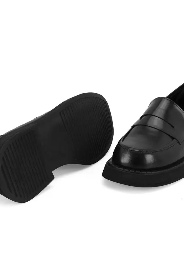 Kadın Siyah Deri Loafer