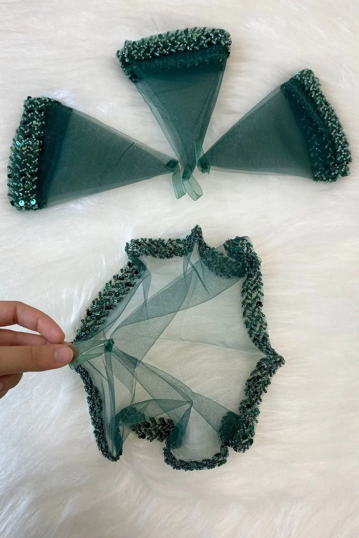 SADECEMENDİLSUTAŞLIZARİFYEŞİL