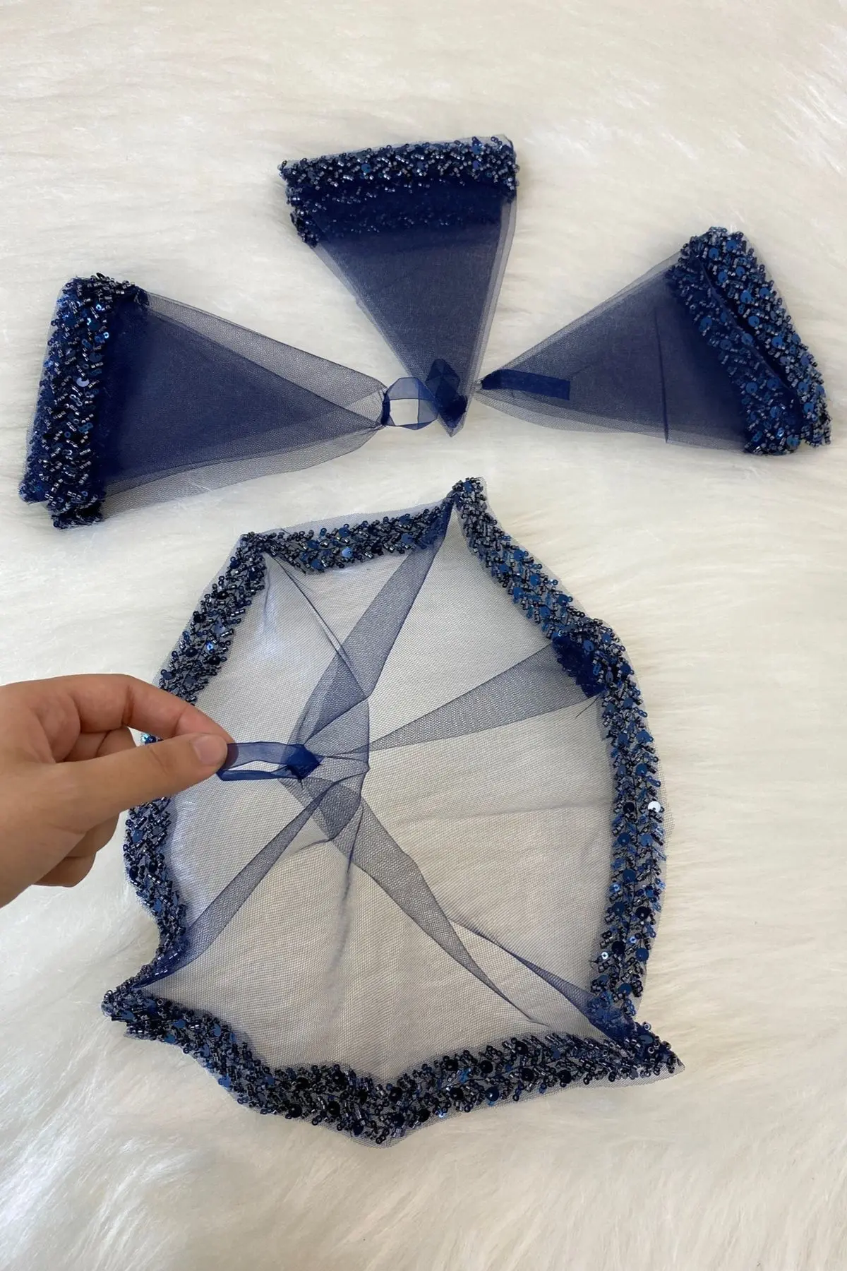 SADECEMENDİLSUTAŞLIZARİFLACİVERT