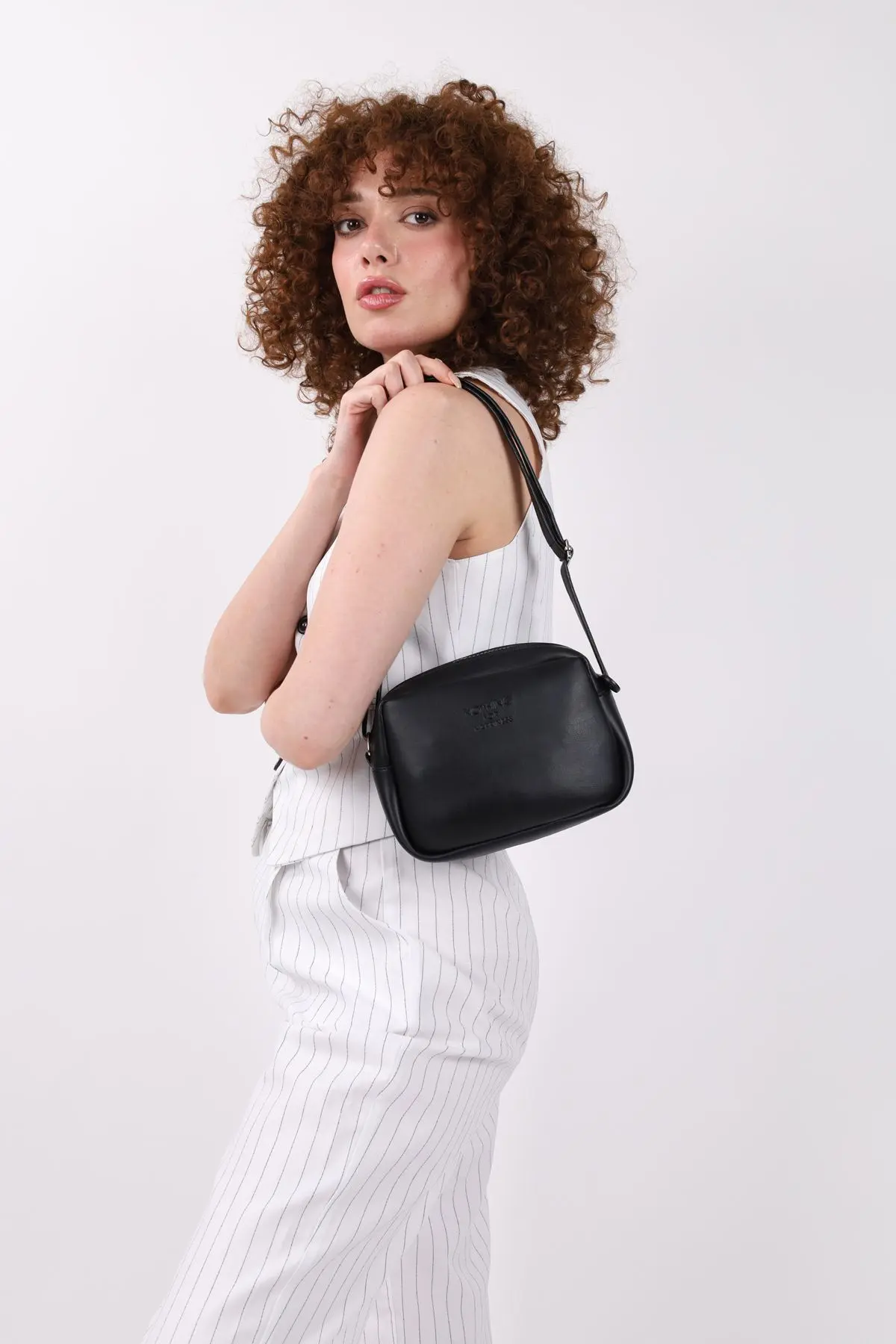 Kadın Mini Urban Çapraz Askılı Fermuarlı Ayarlanabilir Askılı Model El Kol Ve Omuz Çantası