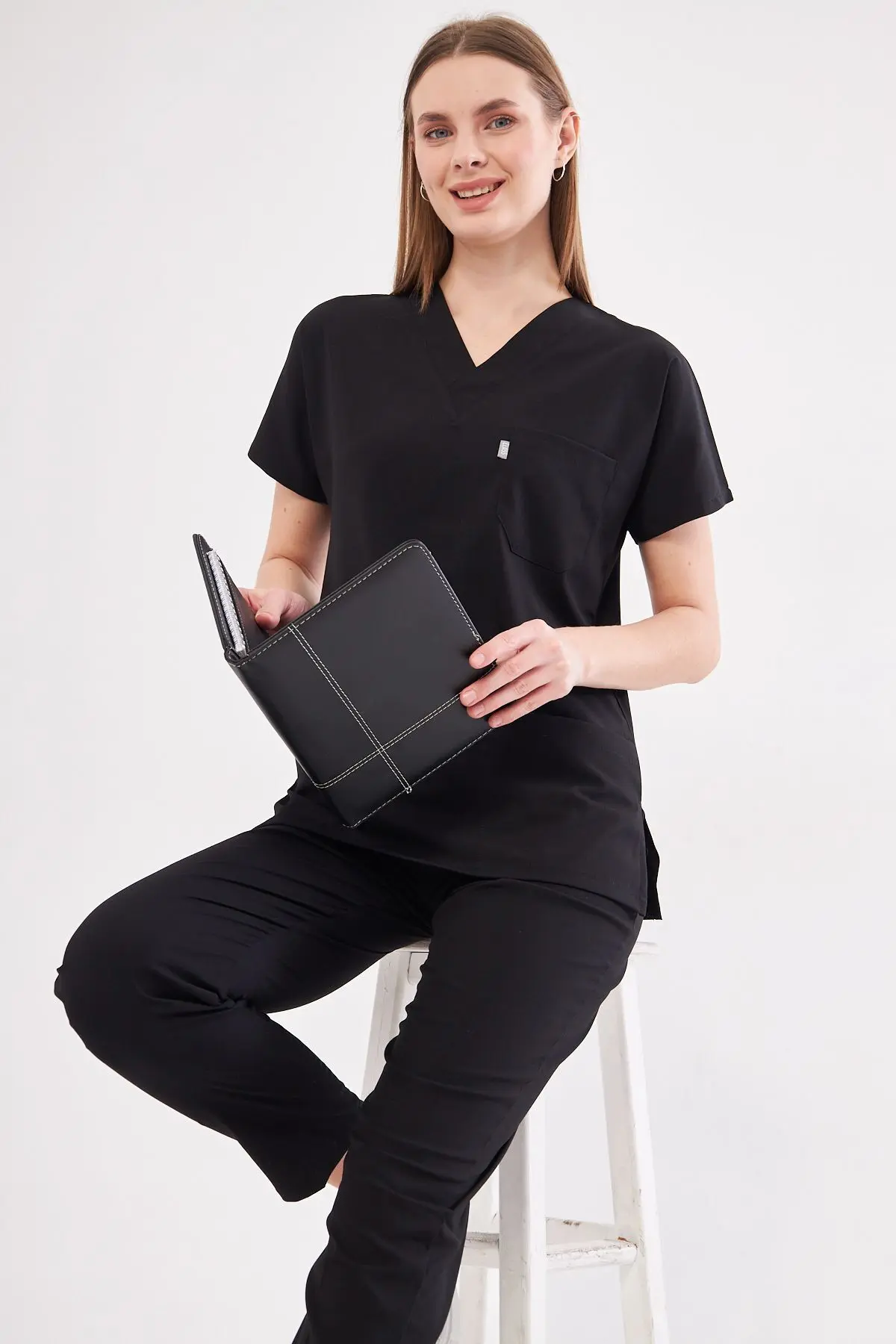 Siyah Likralı Unisex Yarasa Kol Hemşire Ve Doktor Forması Takımı Scrubs