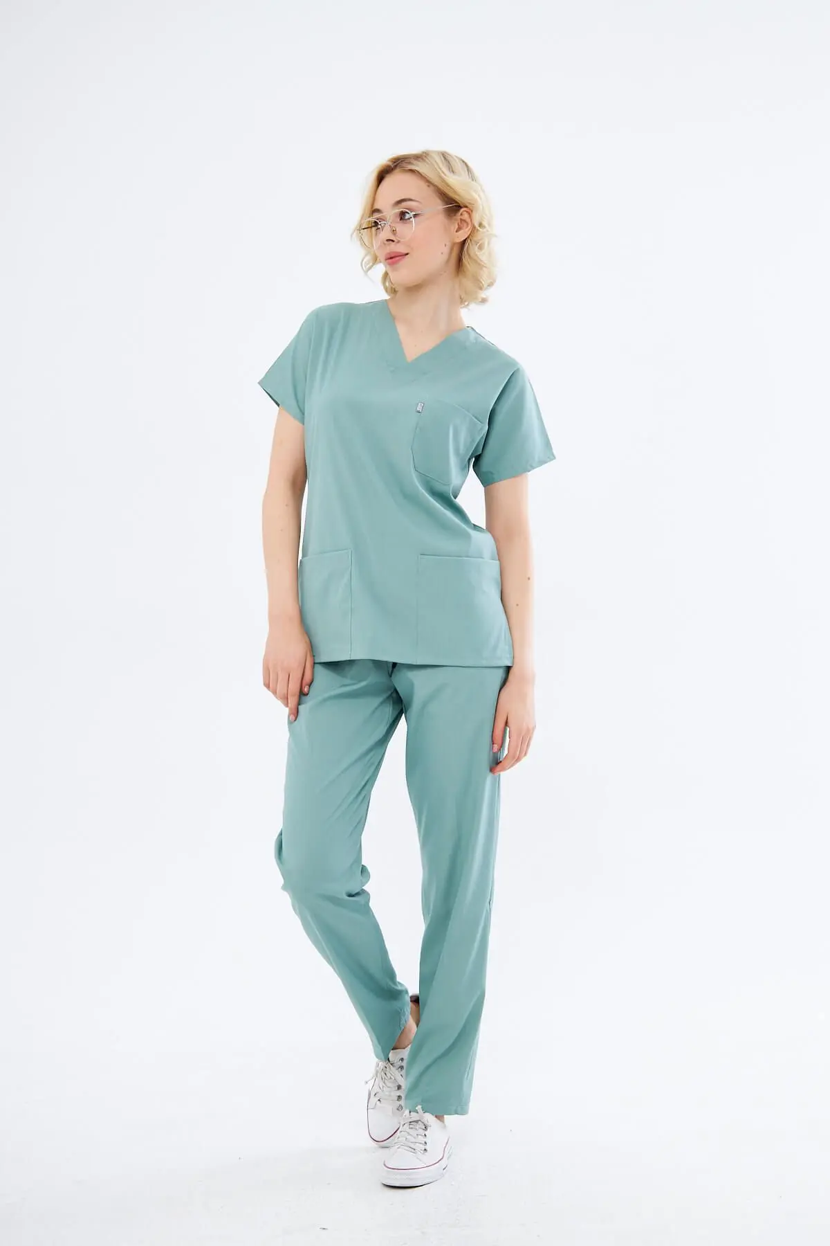 Çağla Yeşili Likralı Unisex Yarasa Kol Doktor Ve Hemşire Forması Scrubs Cerrahi Takım
