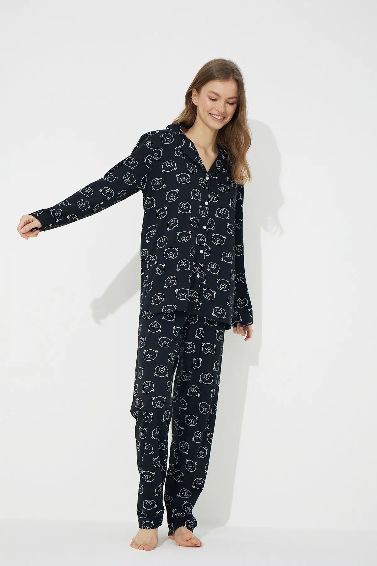 Siyah Pamuklu Düğmeli Pijama Takımı