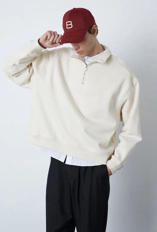 Dik Yaka Oversize Sweatshirt
