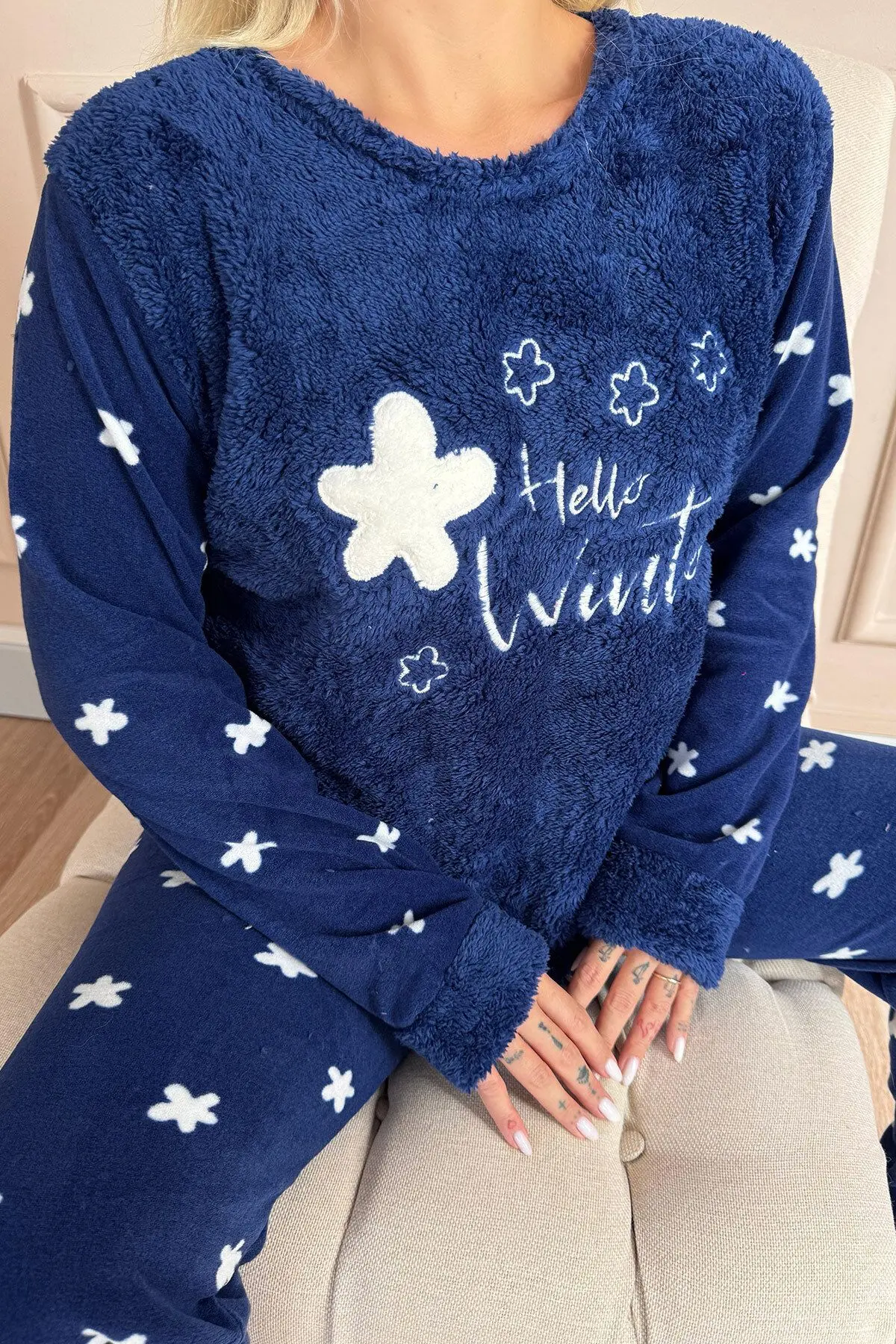 Lacivert Hello Winter Desenli Kadın Peluş Pijama Takımı