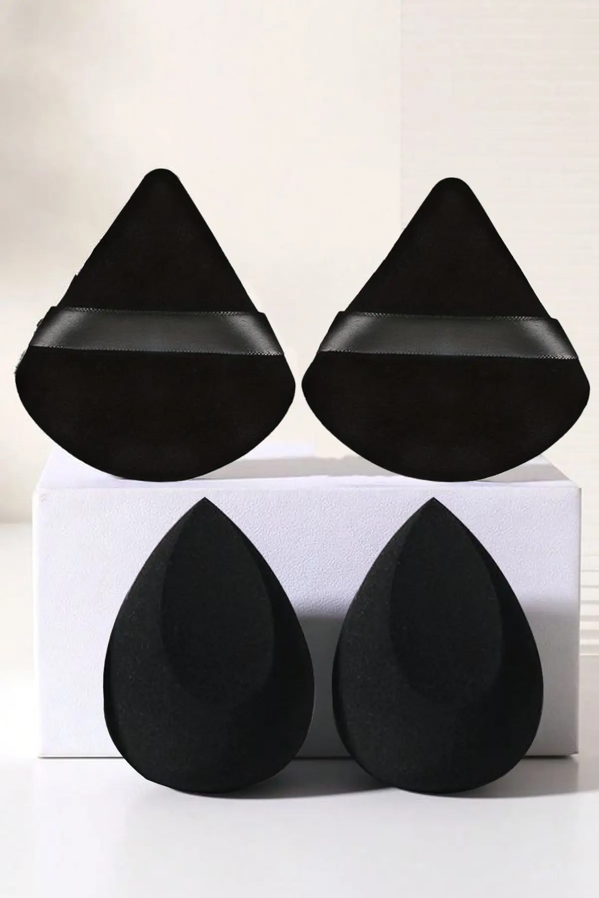 H&E LUXURY DESIGN 4'lü Profesyonel Siyah Pudra Fondöten Bb Krem Uygulama Aparatı Puff Makyaj Süngeri