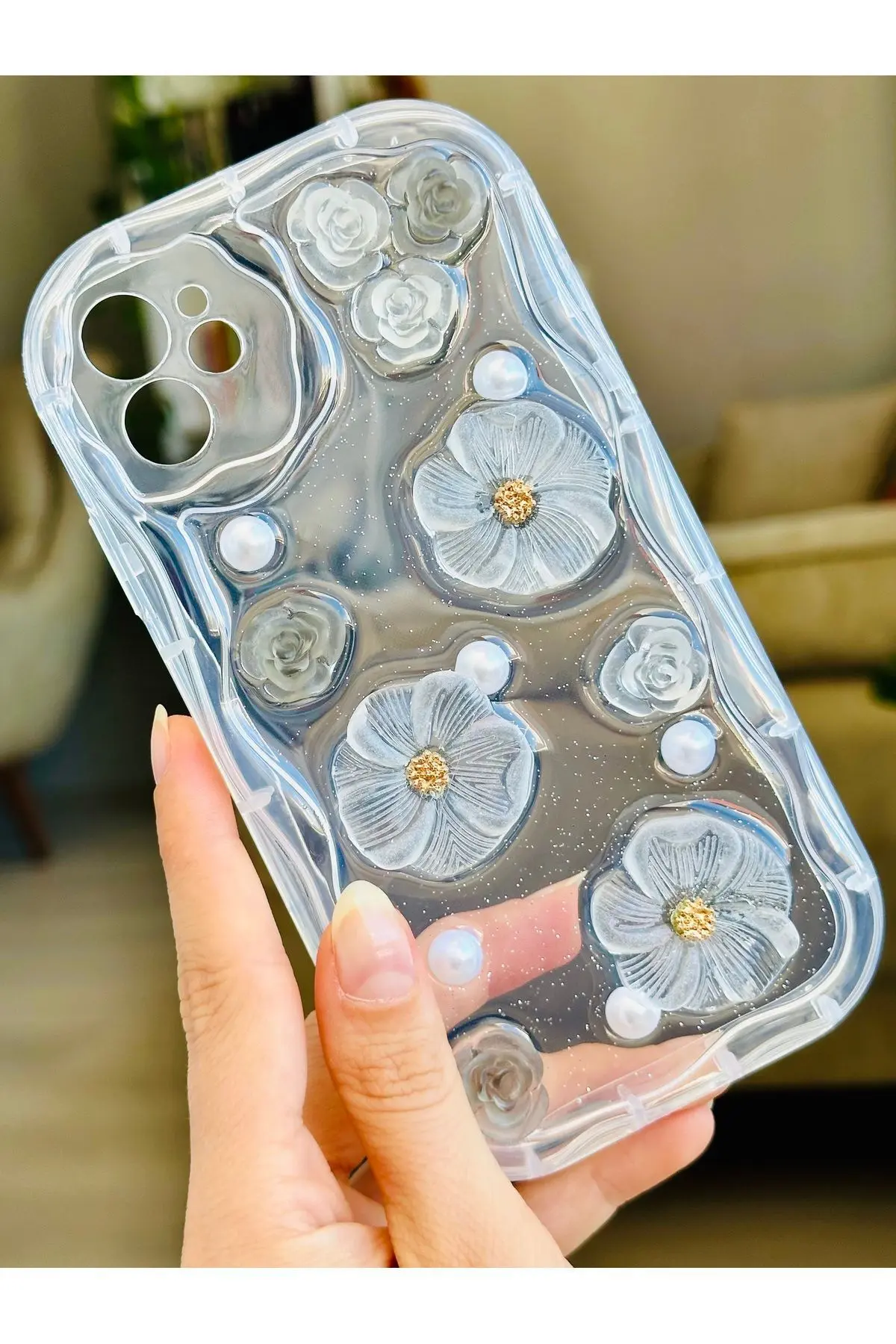 Go Aksesuar Iphone 11 Uyumlu 3d Oyuncak Çiçek Tasarımlı Yumuşak Silikon Kılıf