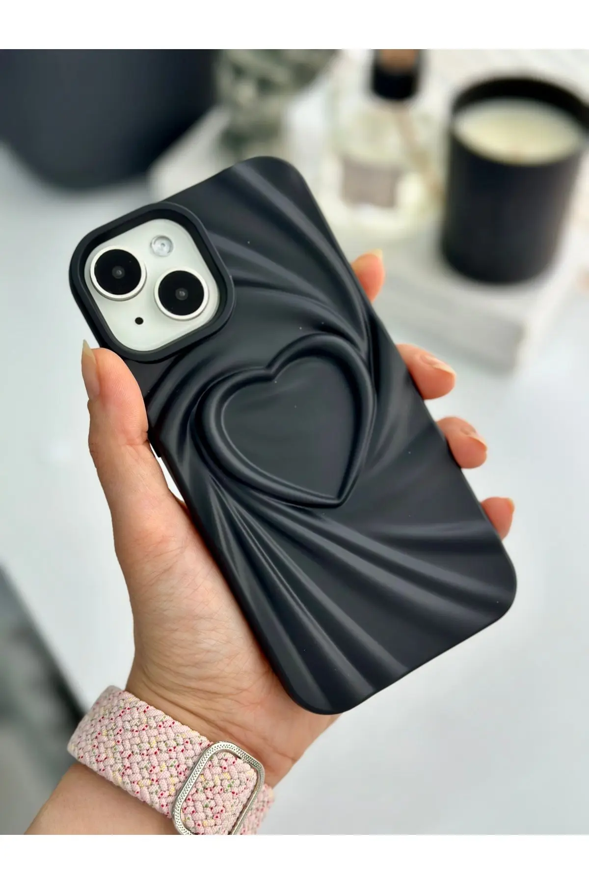 Apple Iphone 13 - 14 - 15  Uyumlu 3D Mat Saten Kalp Kabartma Desenli Darbe Önleyici Silikon Kılıf