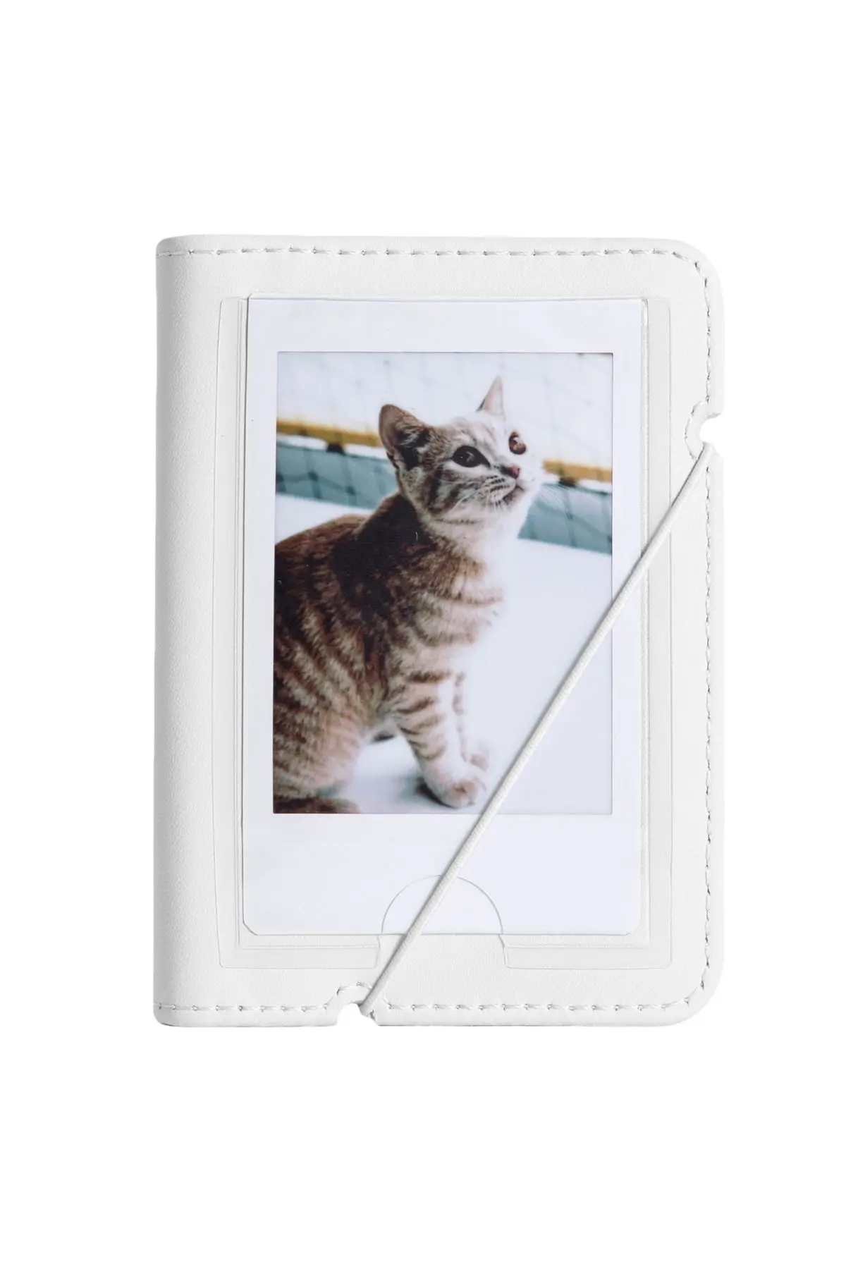 Instax mini 12 Beyaz Fotoğraf Makinesi-10'lu Film-Mini Albüm ve Deri Kılıf Seti