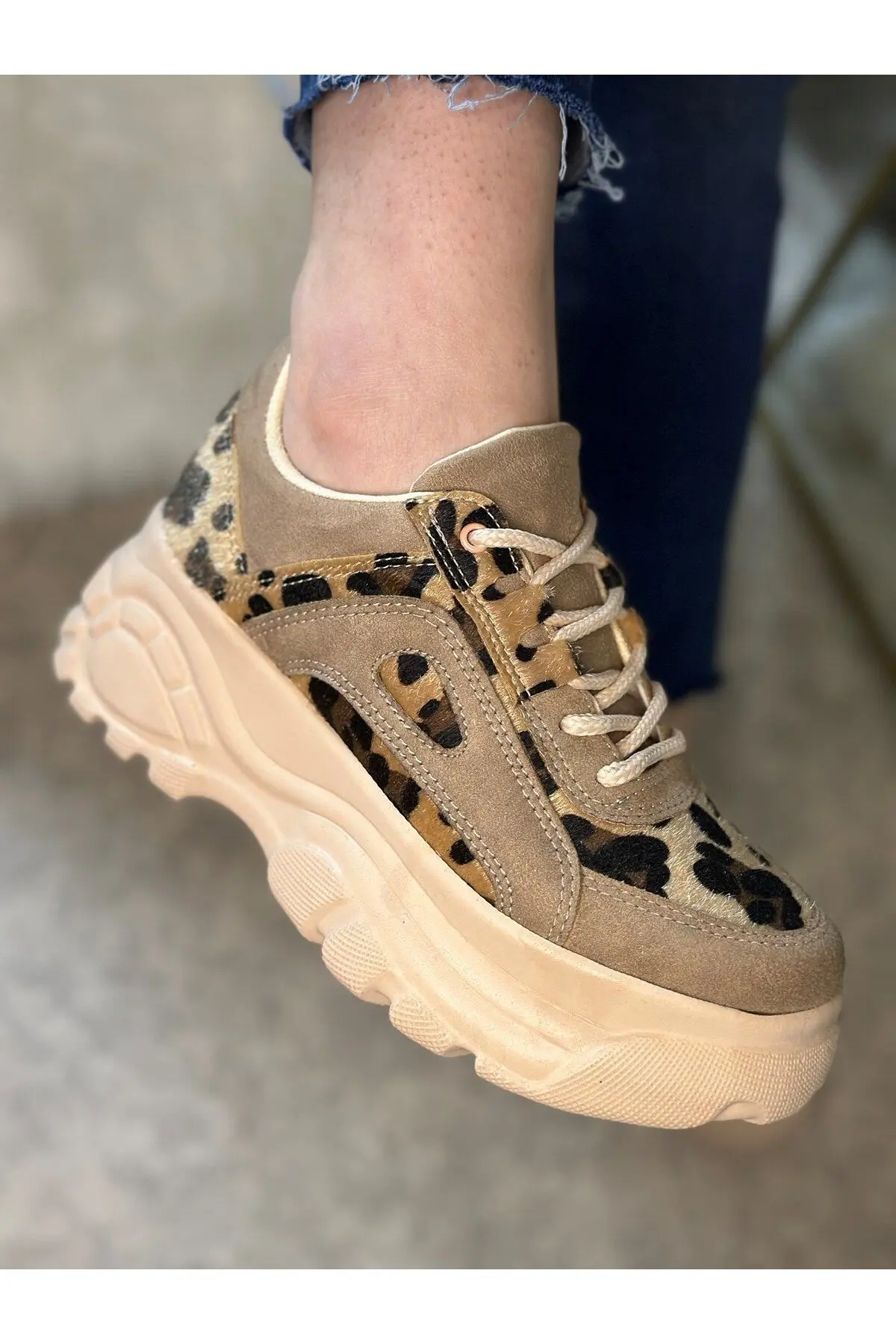 Günlük Kadın Spor Ayakkabı Yüksek Kalın Topuklu 6 Cm Sneaker 001