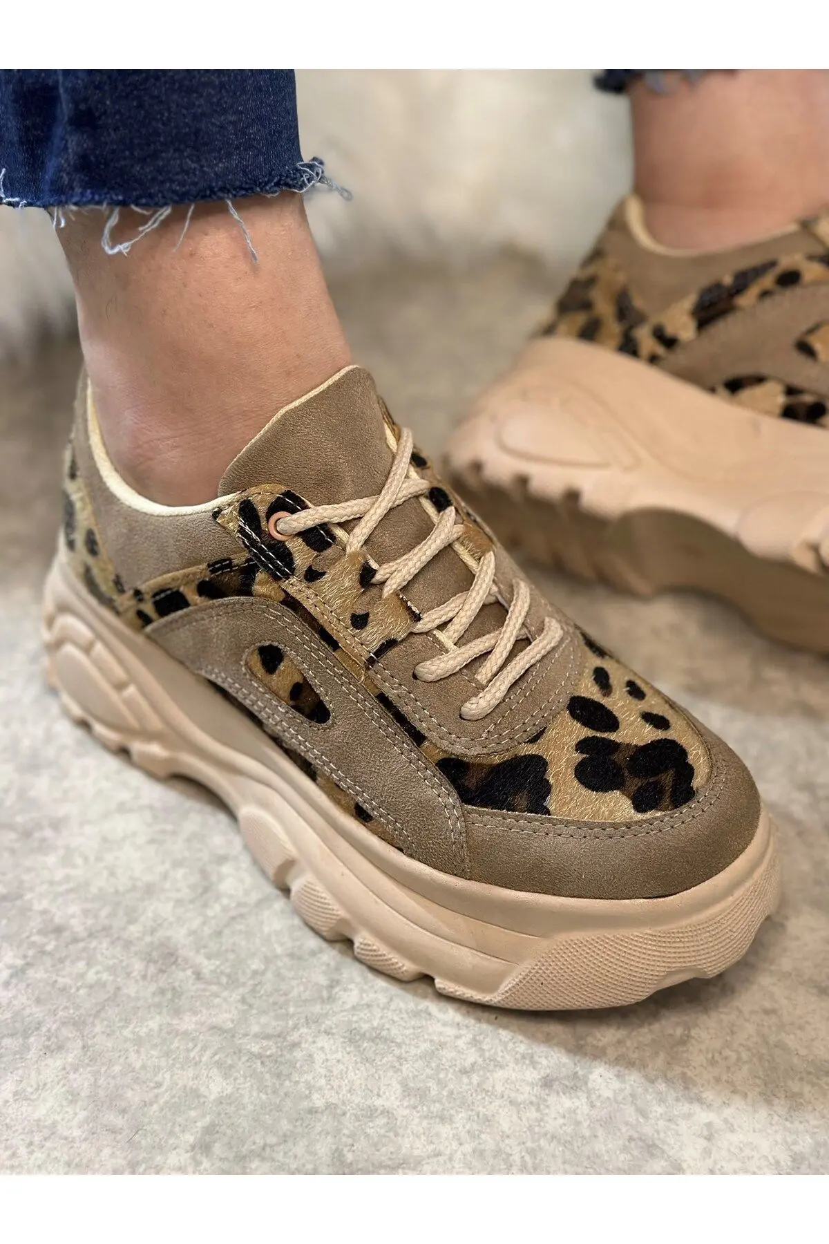 Günlük Kadın Spor Ayakkabı Yüksek Kalın Topuklu 6 Cm Sneaker 001