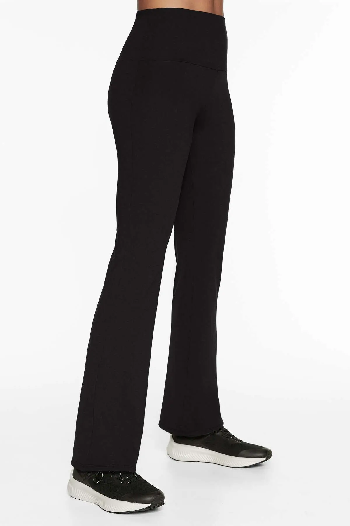 Oysho Kadın Siyah Flare Comfort Pantolon