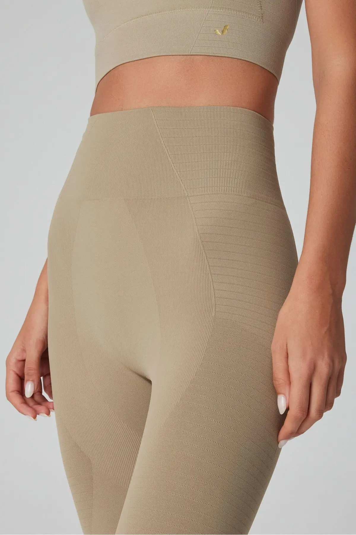 Gela Yüksek Bel, Esnek Ve Toparlayıcı Spor Tayt Haki