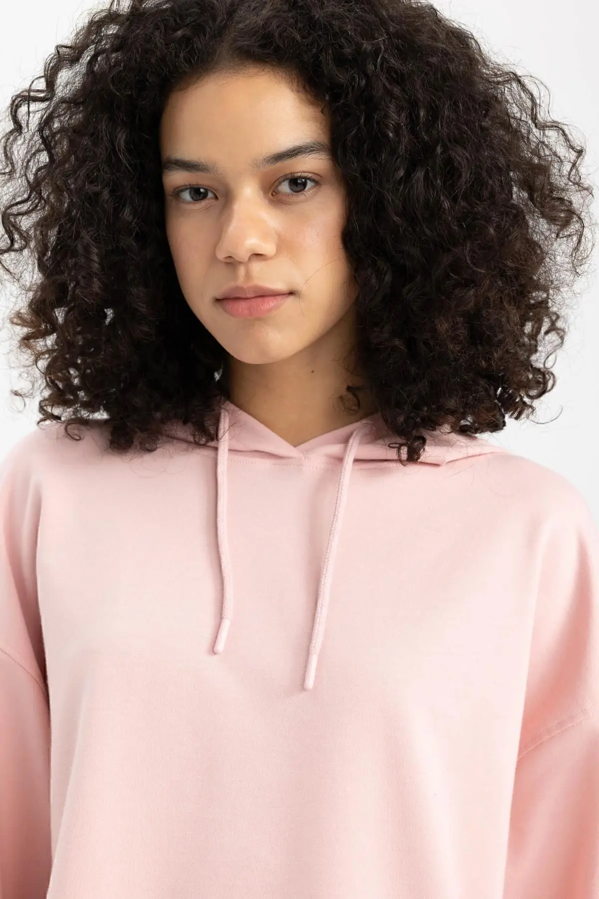 Fit Oversize Fit Kapüşonlu Sporcu Basic Sweatshirt B4656ax24sp
