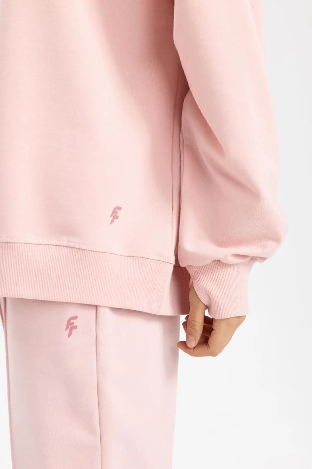 Fit Oversize Fit Kapüşonlu Sporcu Basic Sweatshirt B4656ax24sp
