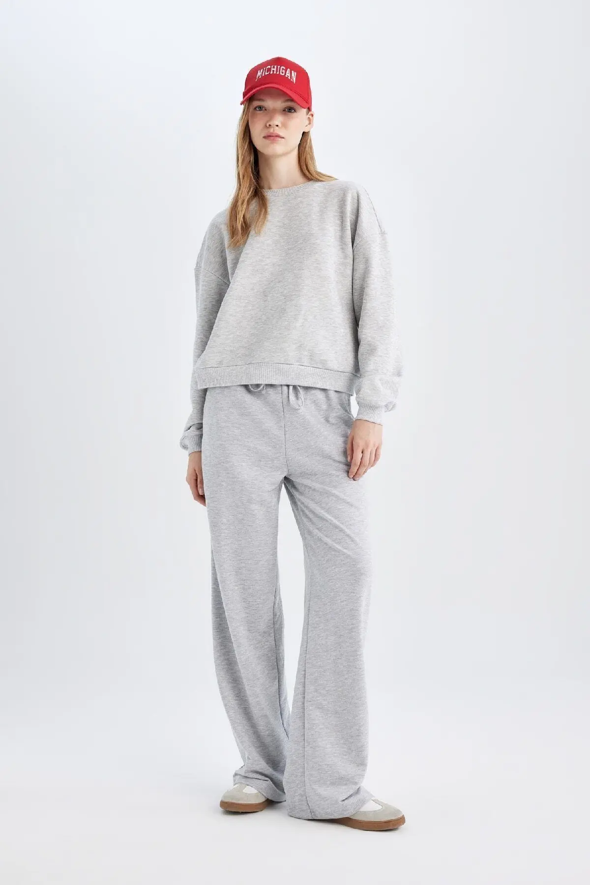 Straight Fit Uzun Boy Geniş Paça Eşofman Altı D6667ax24wn