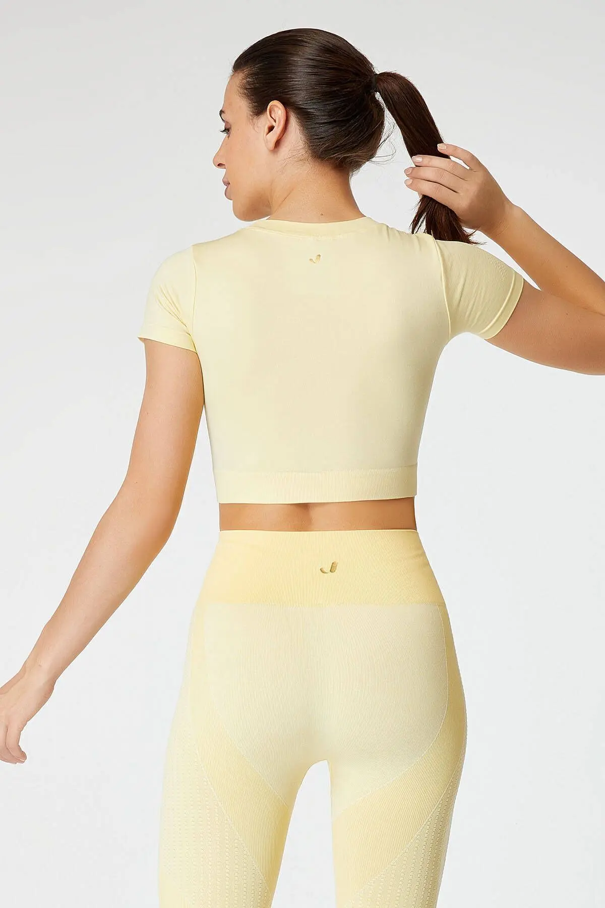 Captiva Yumuşak Dokulu & Esnek Crop Top Sarı