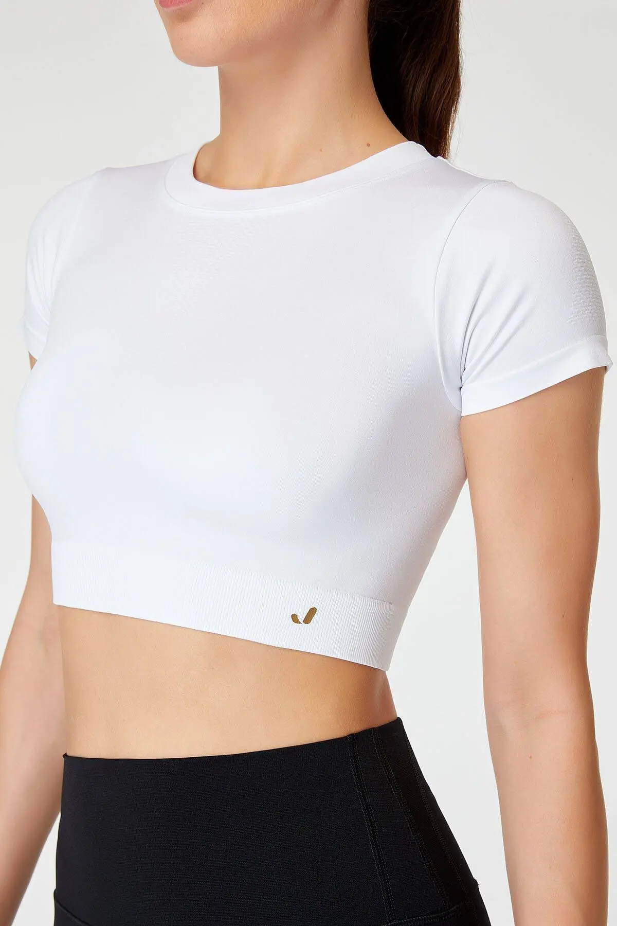 Captiva Yumuşak Dokulu & Esnek Crop Top Beyaz