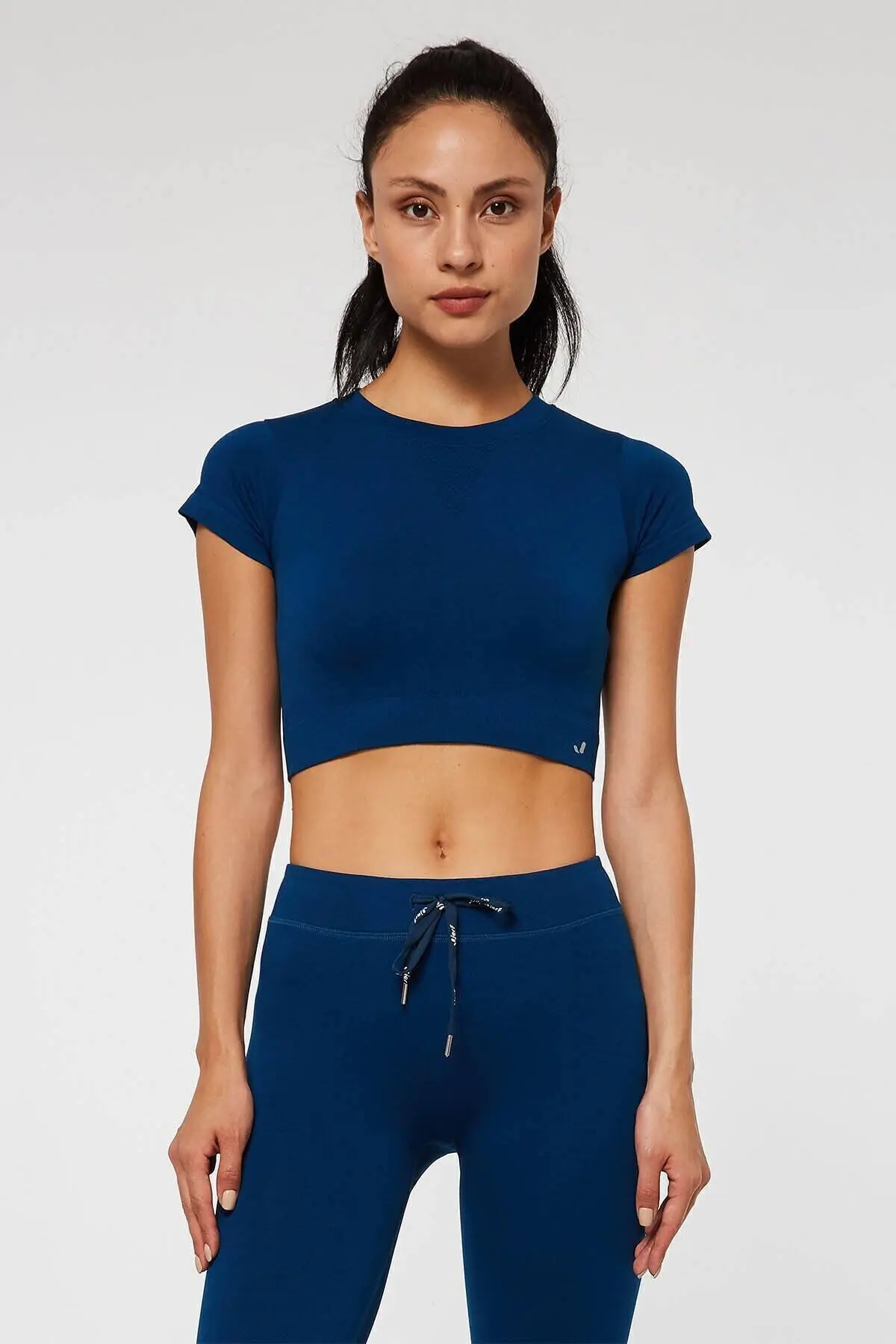 Captiva Yumuşak Dokulu & Esnek Crop Top Solid Lacivert