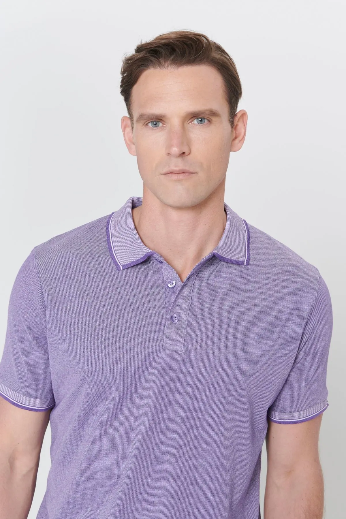Erkek Çekmeyen Pamuklu Kumaş Slim Fit Dar Kesim Mor-Beyaz Kıvrılmaz Polo Yaka Tişört