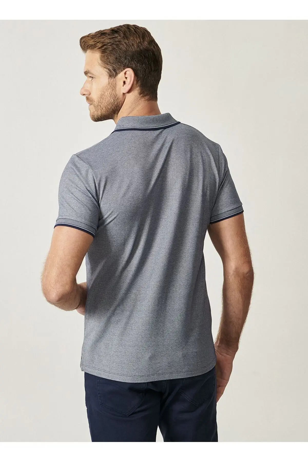 Erkek Çekmeyen Pamuklu Kumaş Slim Fit Dar Kesim Lacivert Kıvrılmaz Polo Yaka Tişört