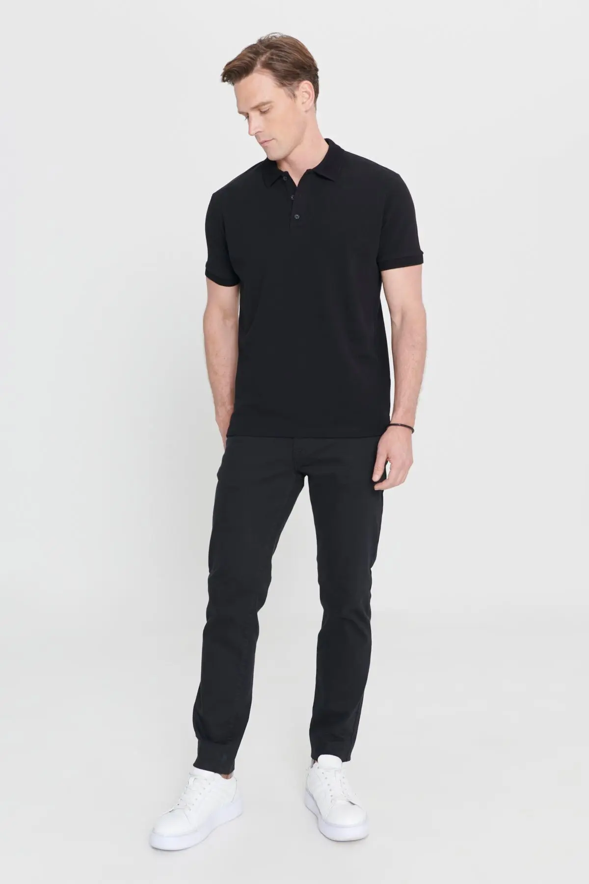 Erkek Siyah %100 Pamuk Kıvrılmaz Pike Polo Yaka Slim Fit Dar Kesim Tişört