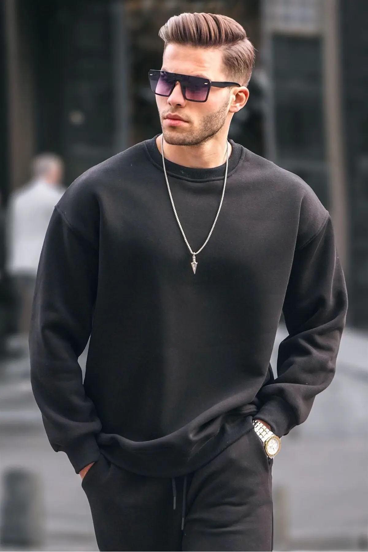 Madmext Siyah Bisiklet Yaka Oversize Şardonlu Basic Erkek Sweatshirt 6048