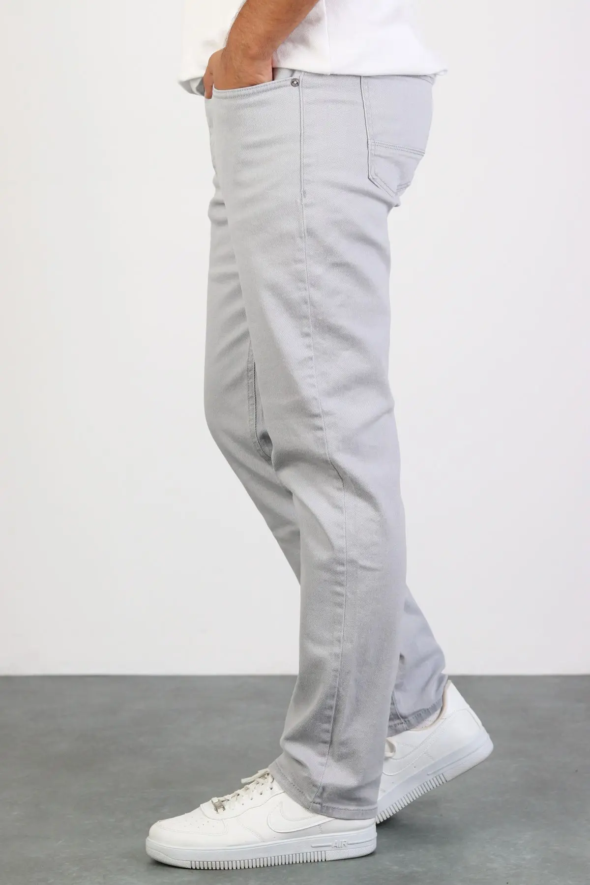 Erkek Gümüş Gri Regular Jeans Likralı Esnek Kot Pantolon HLTHE001980