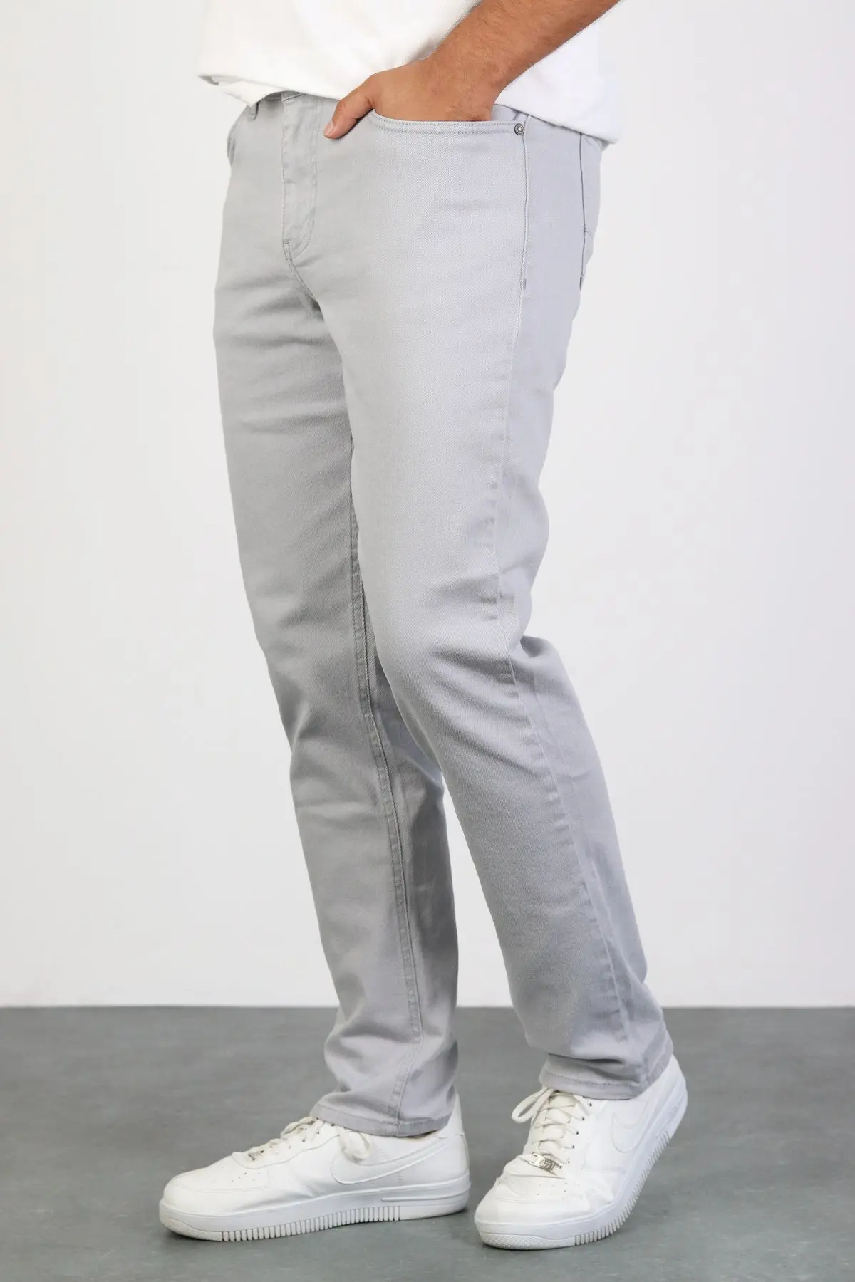 Erkek Gümüş Gri Regular Jeans Likralı Esnek Kot Pantolon HLTHE001980